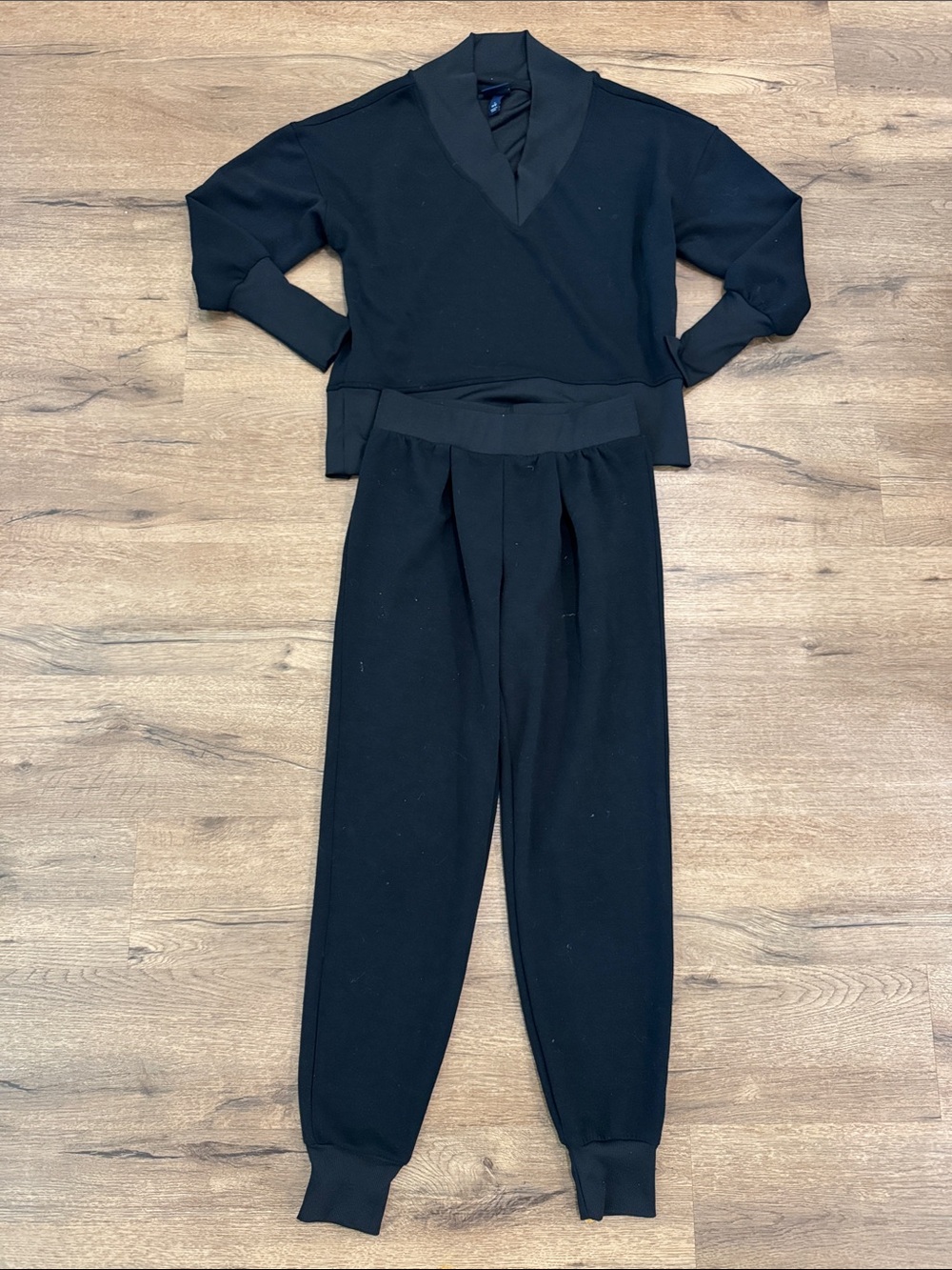 Scoop Black V-Neck Sweatshirt and Joggers Set